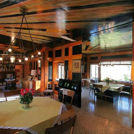 Castrum Di Serravalle ヴィットリオ・ヴェネト 部屋 写真
