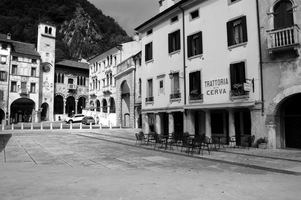Castrum Di Serravalle ヴィットリオ・ヴェネト エクステリア 写真