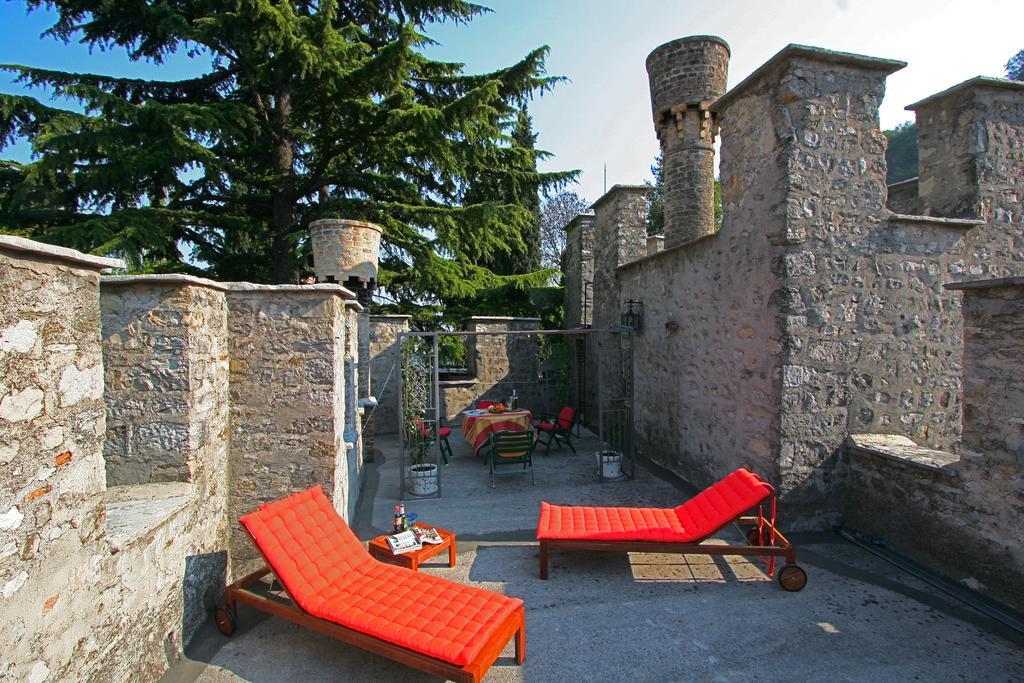 Castrum Di Serravalle ヴィットリオ・ヴェネト エクステリア 写真